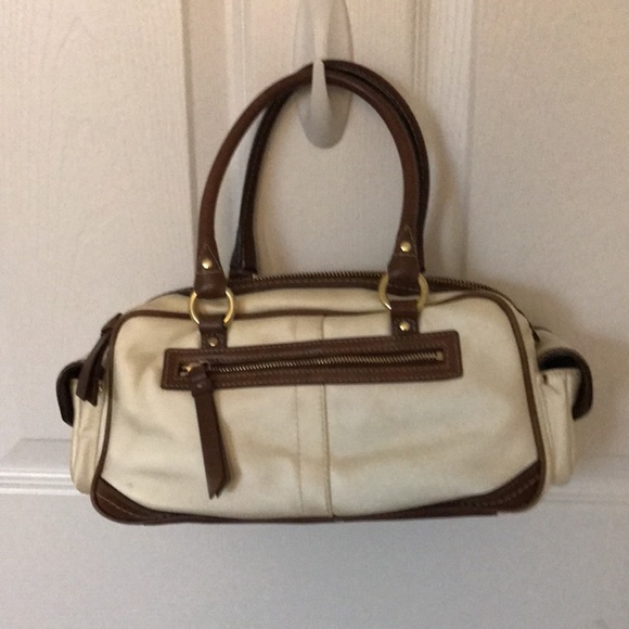 Vintage COACH Cream and Brown hand Bag - Picture 7 of 11